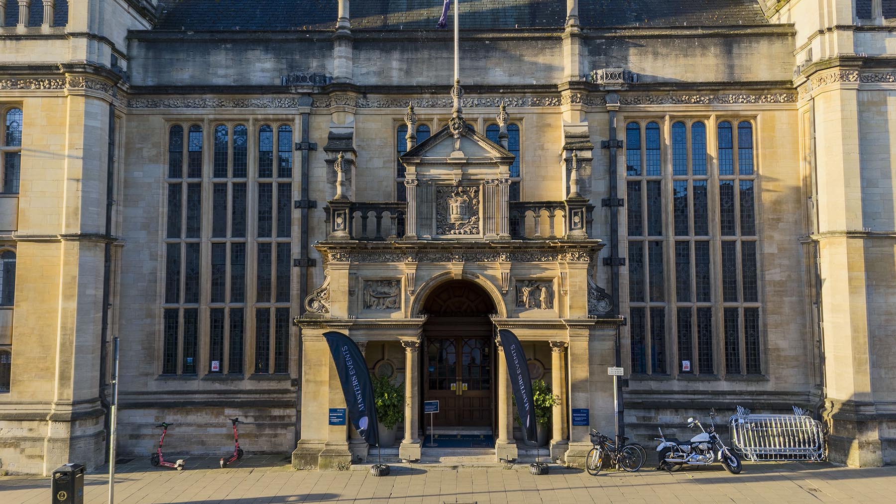 Multi Venue Hybrid Conference for 3,000 pax – UK